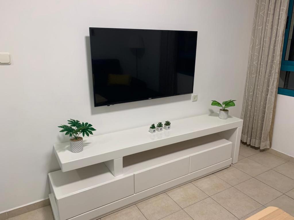 Tiberias Apartment Bagian luar foto