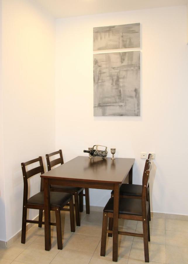 Tiberias Apartment Bagian luar foto